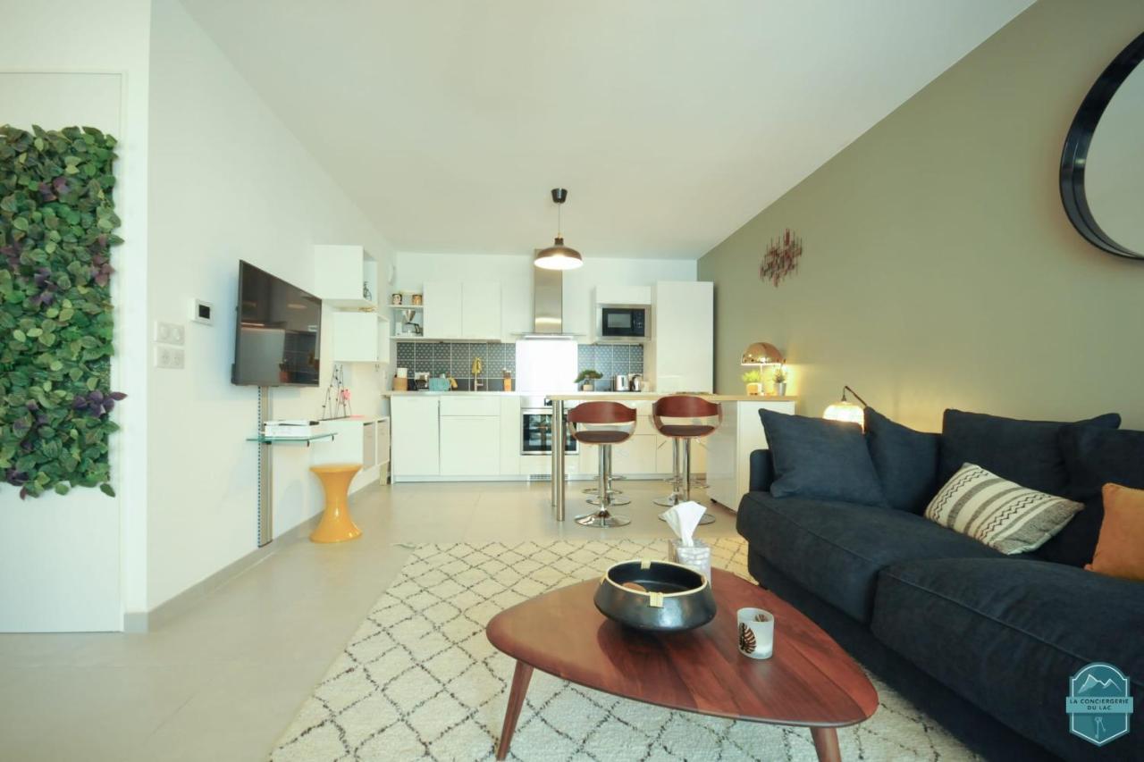 L'Interprete 405 4 - Apartment With Terrace Анси Экстерьер фото