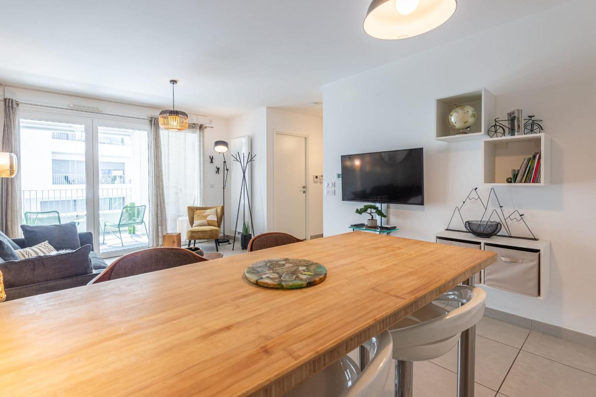 L'Interprete 405 4 - Apartment With Terrace Анси Экстерьер фото